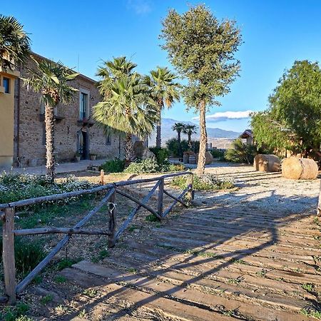 Villa Agriturismo Conte Ruggero à Centuripe Extérieur photo
