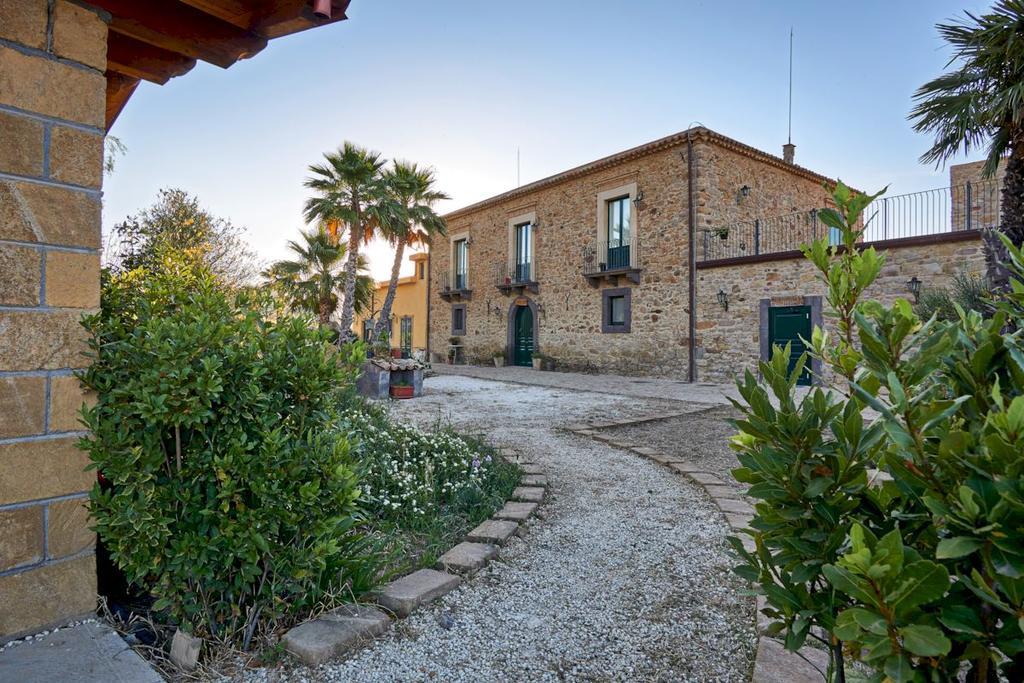 Villa Agriturismo Conte Ruggero à Centuripe Extérieur photo