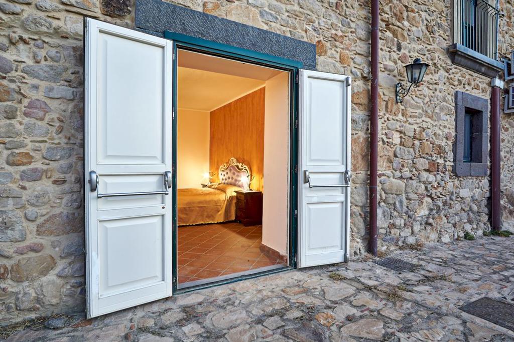 Villa Agriturismo Conte Ruggero à Centuripe Extérieur photo